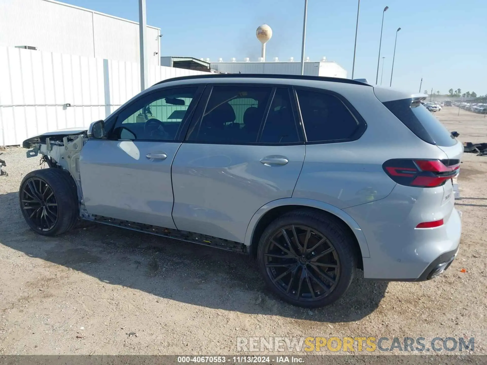 15 fotografías del automóvil dañado 5UX13EU08R9V44806 BMW X5 2024