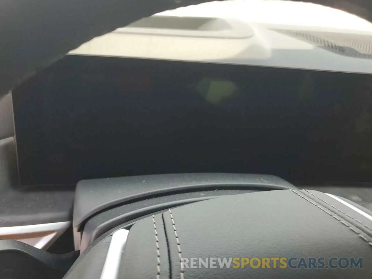 9 fotografías del automóvil dañado 5UX13EU09R9V94677 BMW X5 2024