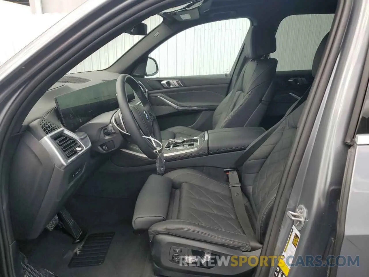 7 fotografías del automóvil dañado 5UX23EU02R9T34545 BMW X5 2024