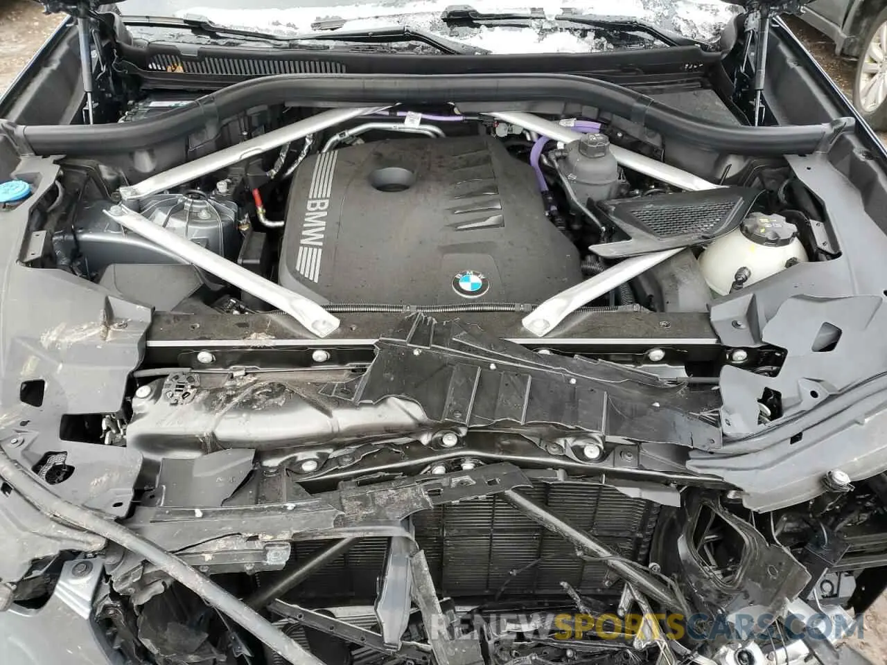 11 fotografías del automóvil dañado 5UX23EU02R9T53421 BMW X5 2024