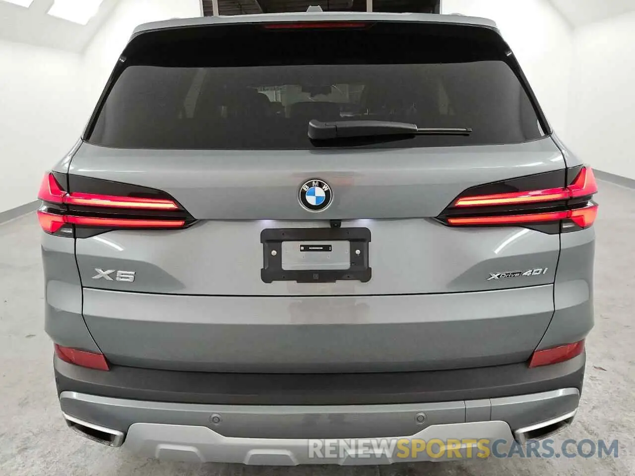 6 fotografías del automóvil dañado 5UX23EU02R9U22690 BMW X5 2024