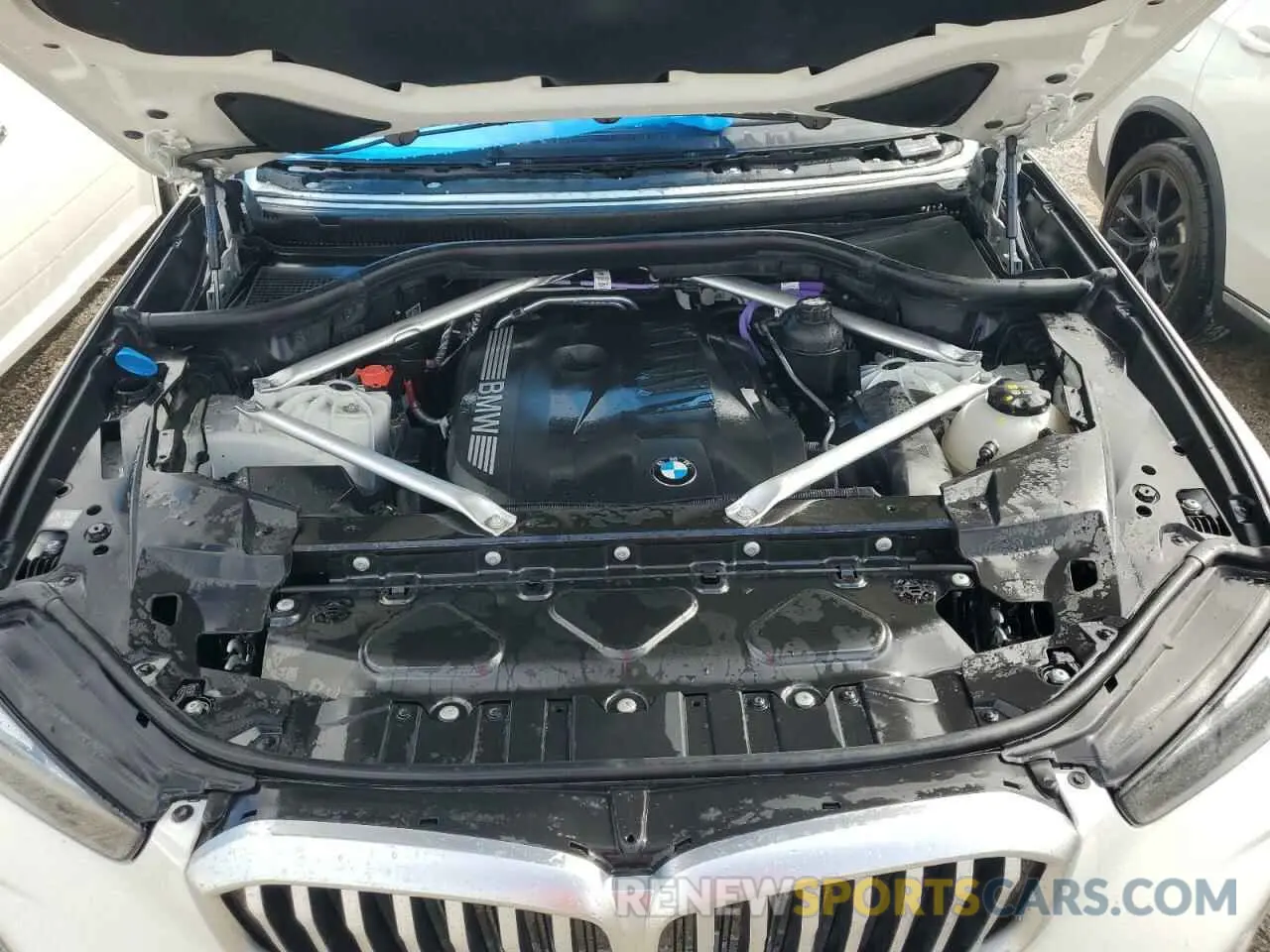 12 fotografías del automóvil dañado 5UX23EU03R9S37421 BMW X5 2024