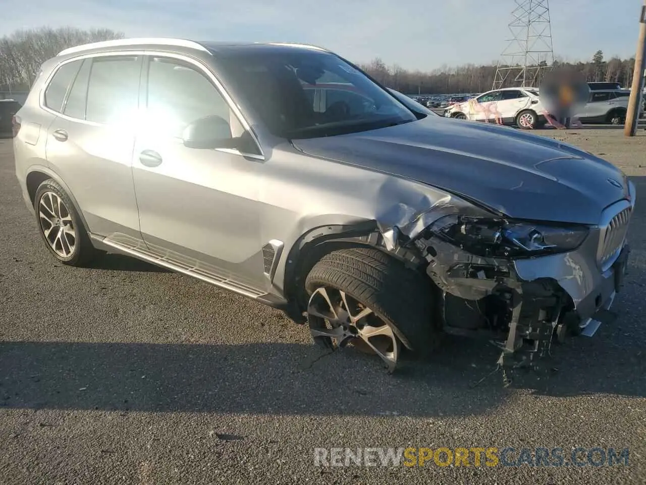 4 fotografías del automóvil dañado 5UX23EU03R9U70540 BMW X5 2024