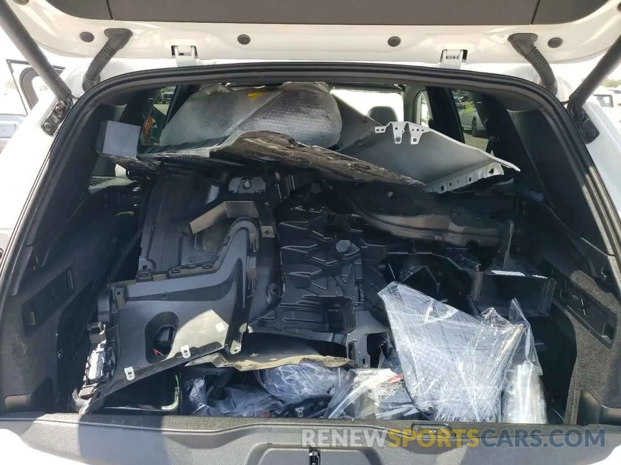 13 fotografías del automóvil dañado 5UX23EU03R9U83823 BMW X5 2024