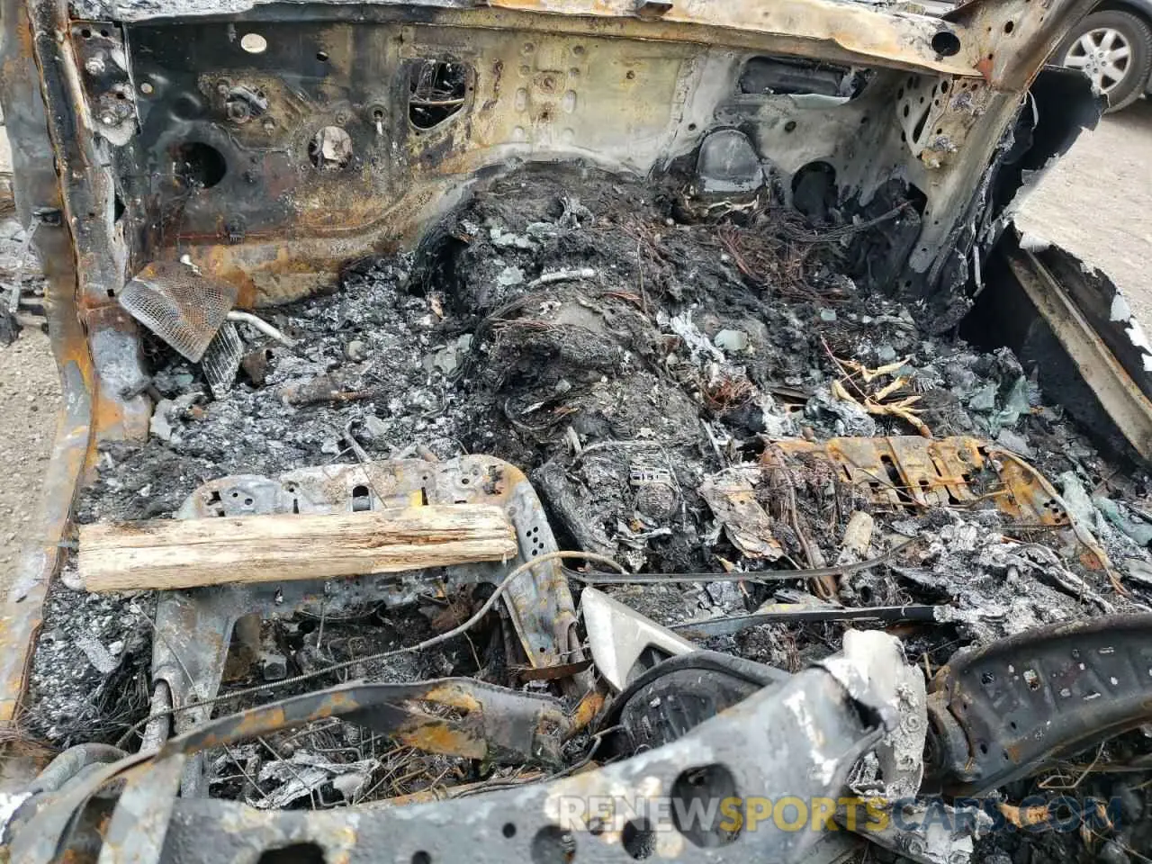 8 fotografías del automóvil dañado 5UX23EU03R9W10120 BMW X5 2024