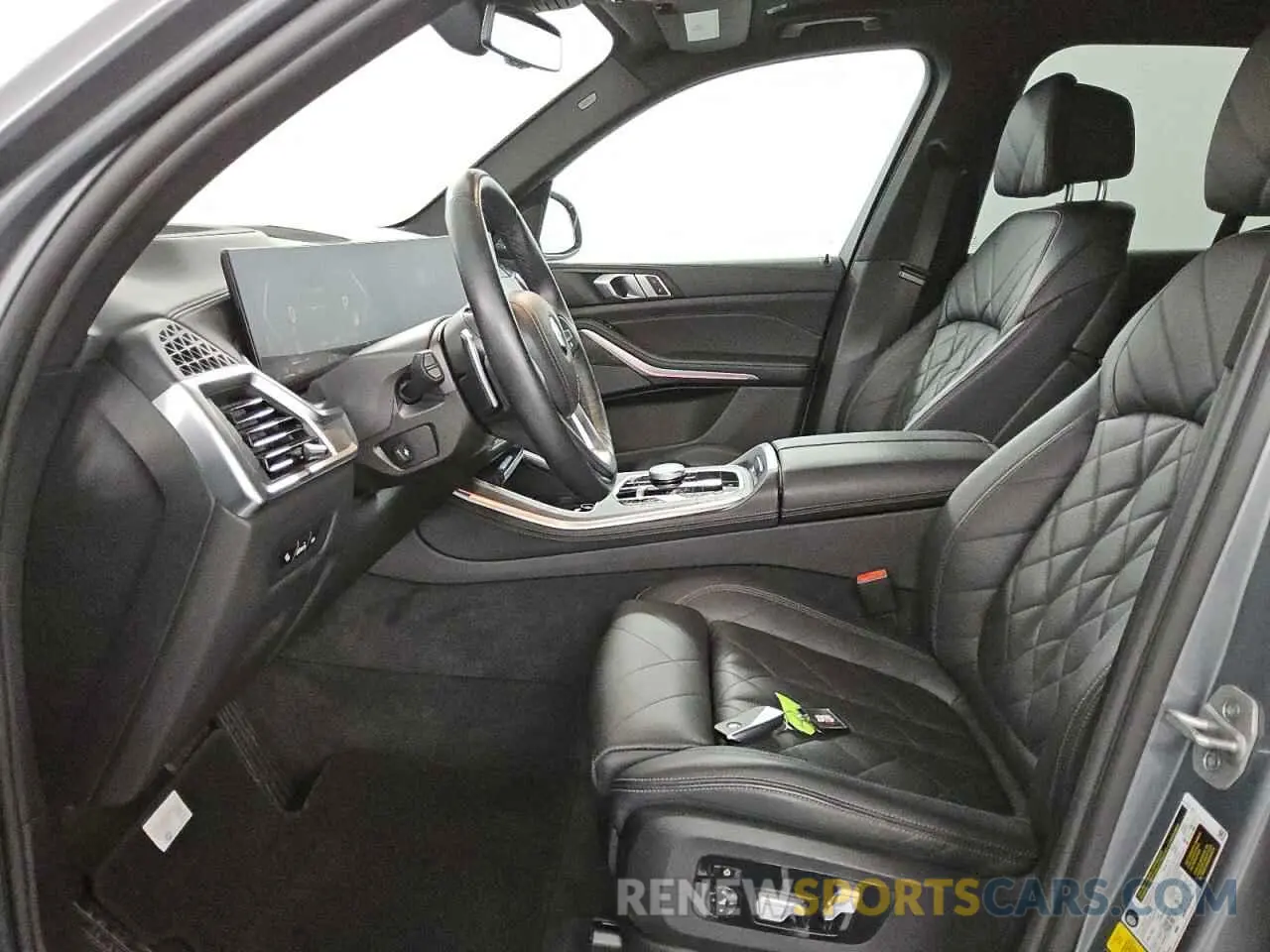 7 fotografías del automóvil dañado 5UX23EU05R9S11726 BMW X5 2024