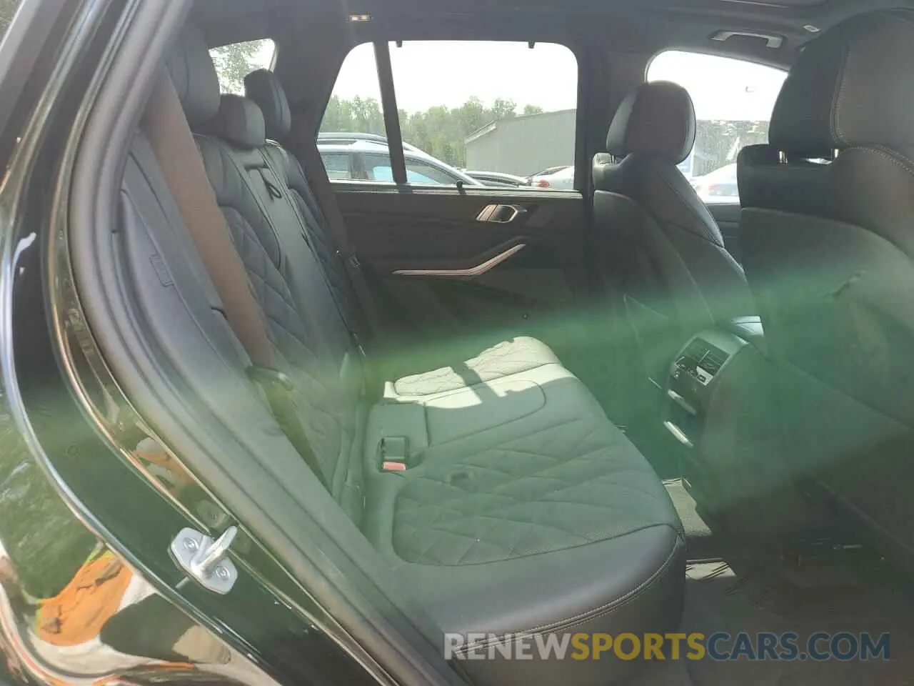 11 fotografías del automóvil dañado 5UX23EU05R9T29484 BMW X5 2024