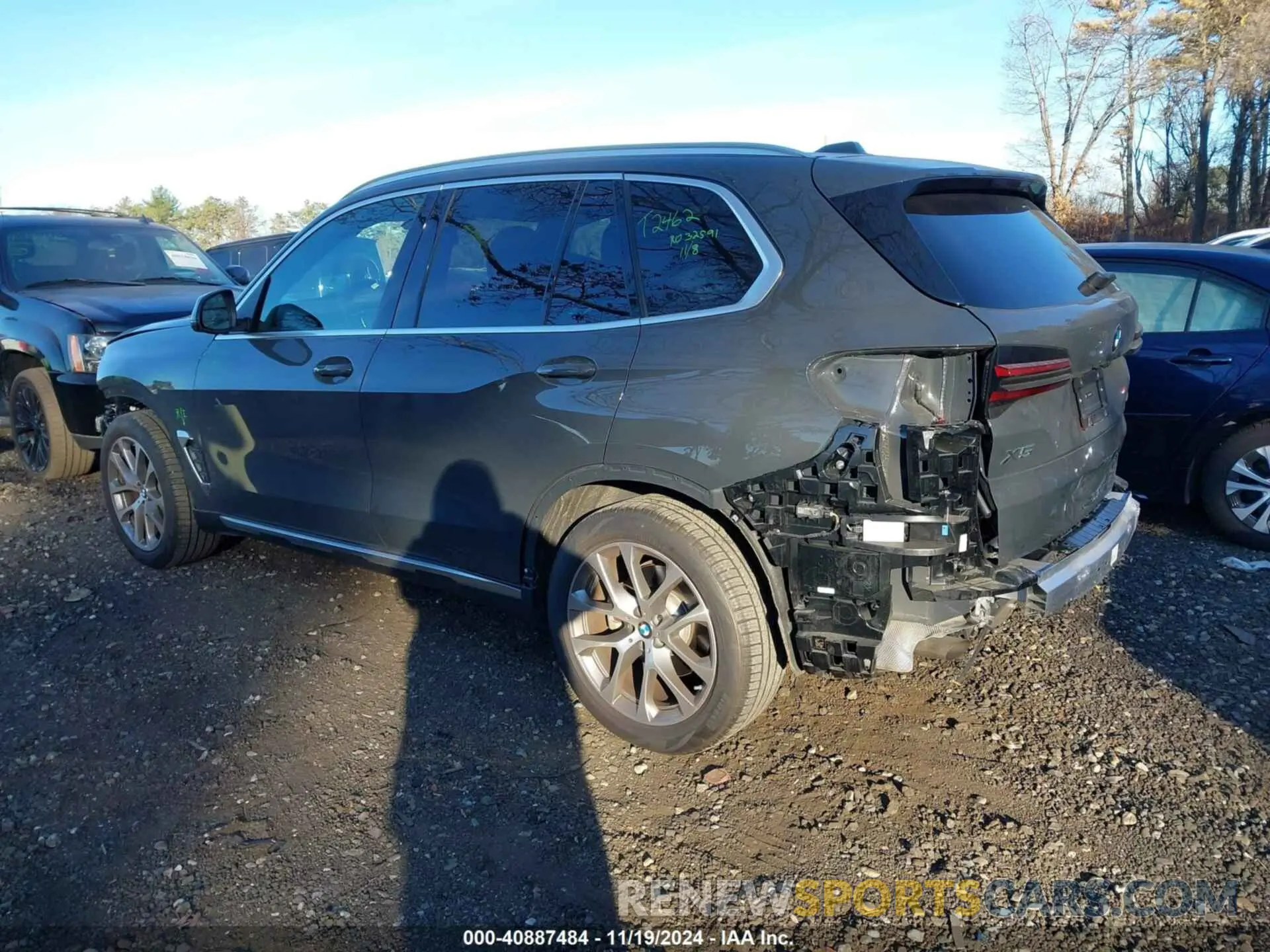 3 fotografías del automóvil dañado 5UX23EU05R9V31158 BMW X5 2024