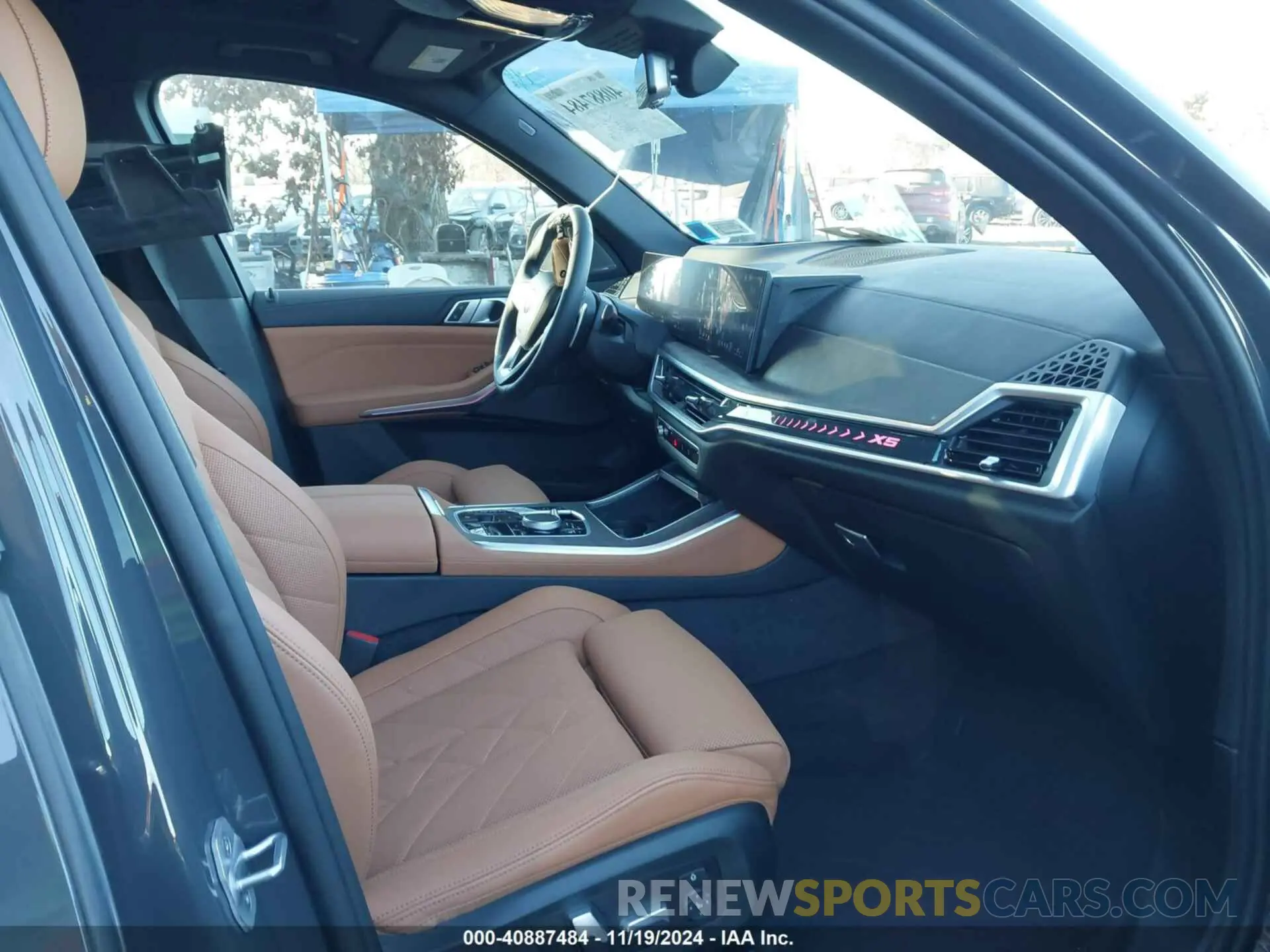 5 fotografías del automóvil dañado 5UX23EU05R9V31158 BMW X5 2024