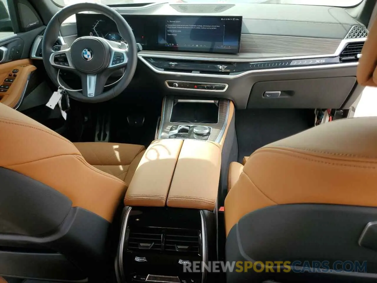8 fotografías del automóvil dañado 5UX23EU05R9V60384 BMW X5 2024