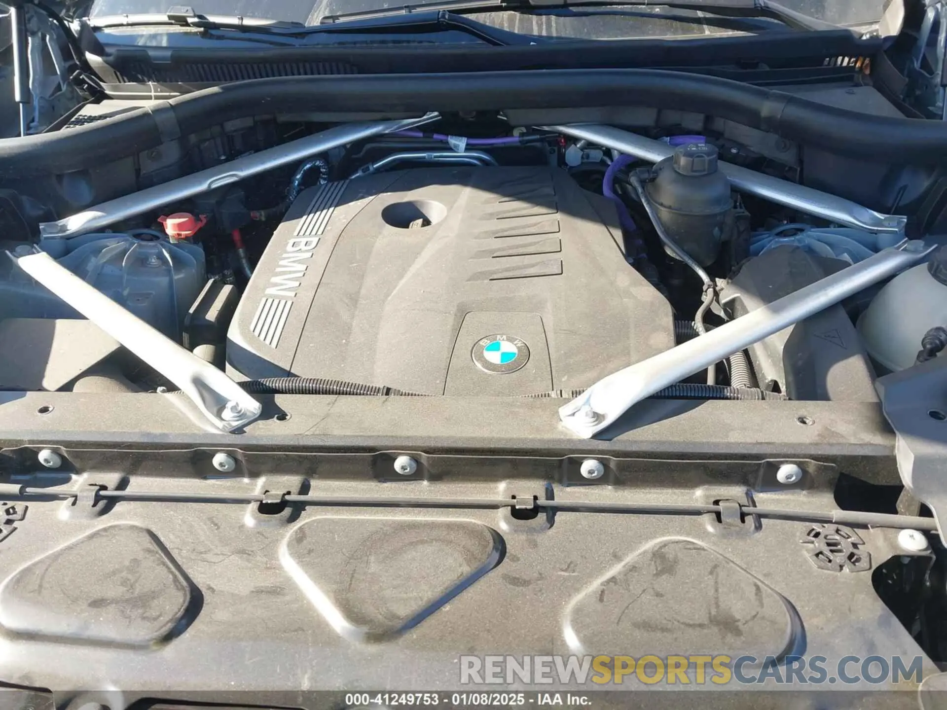 10 fotografías del automóvil dañado 5UX23EU05R9V77508 BMW X5 2024