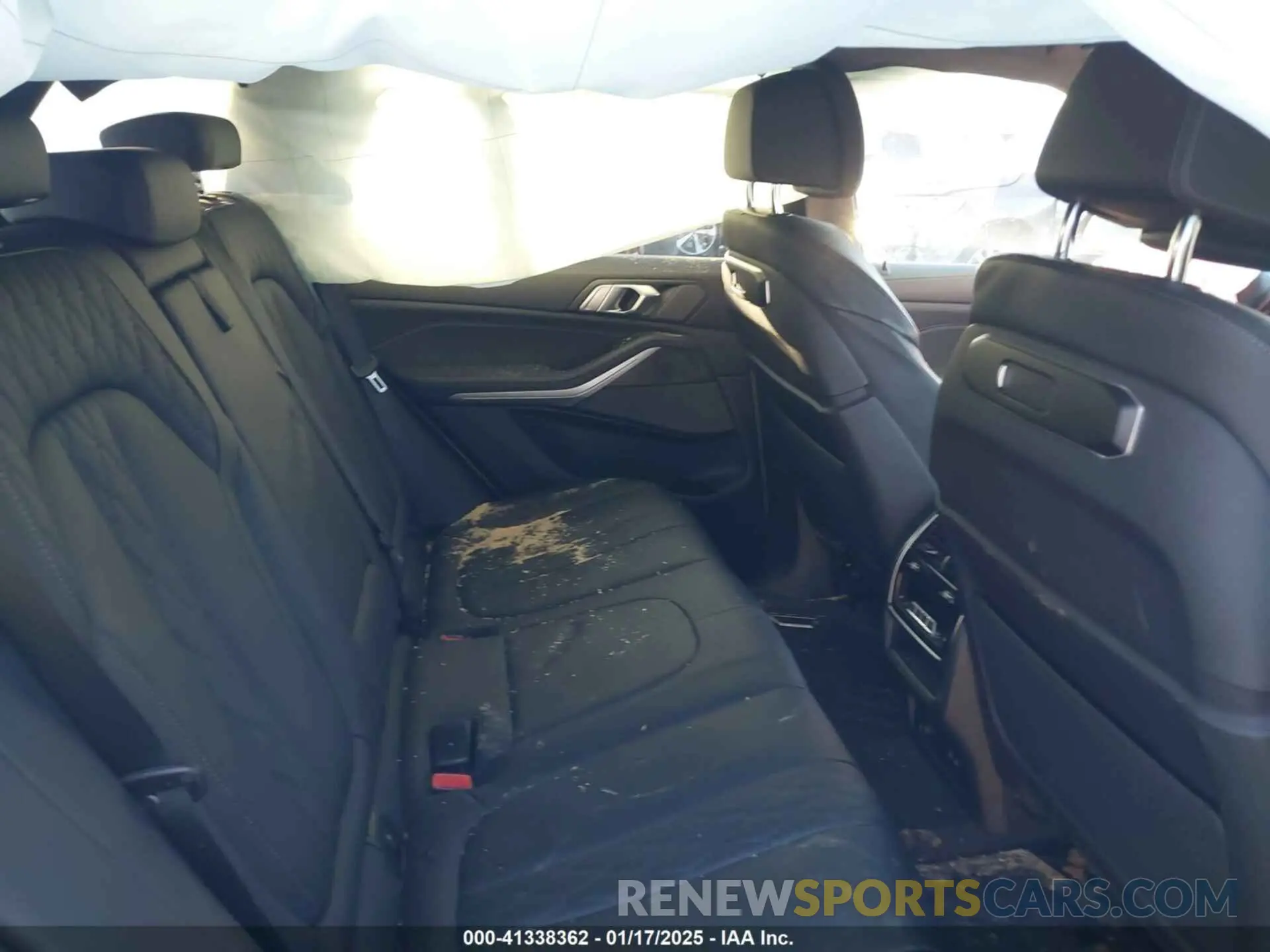 8 fotografías del automóvil dañado 5UX23EU06R9T45953 BMW X5 2024
