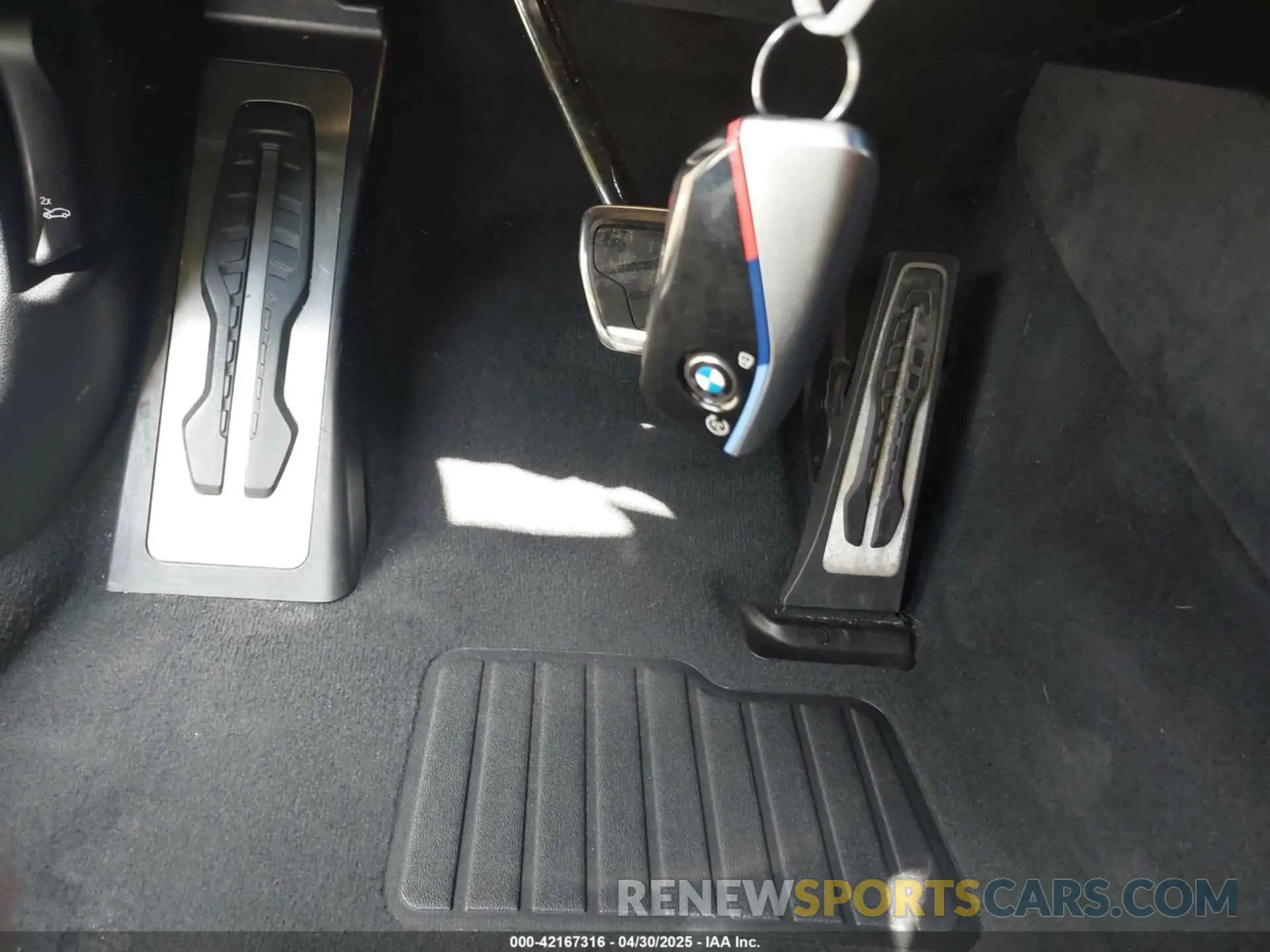 11 fotografías del automóvil dañado 5UX23EU06R9T86258 BMW X5 2024