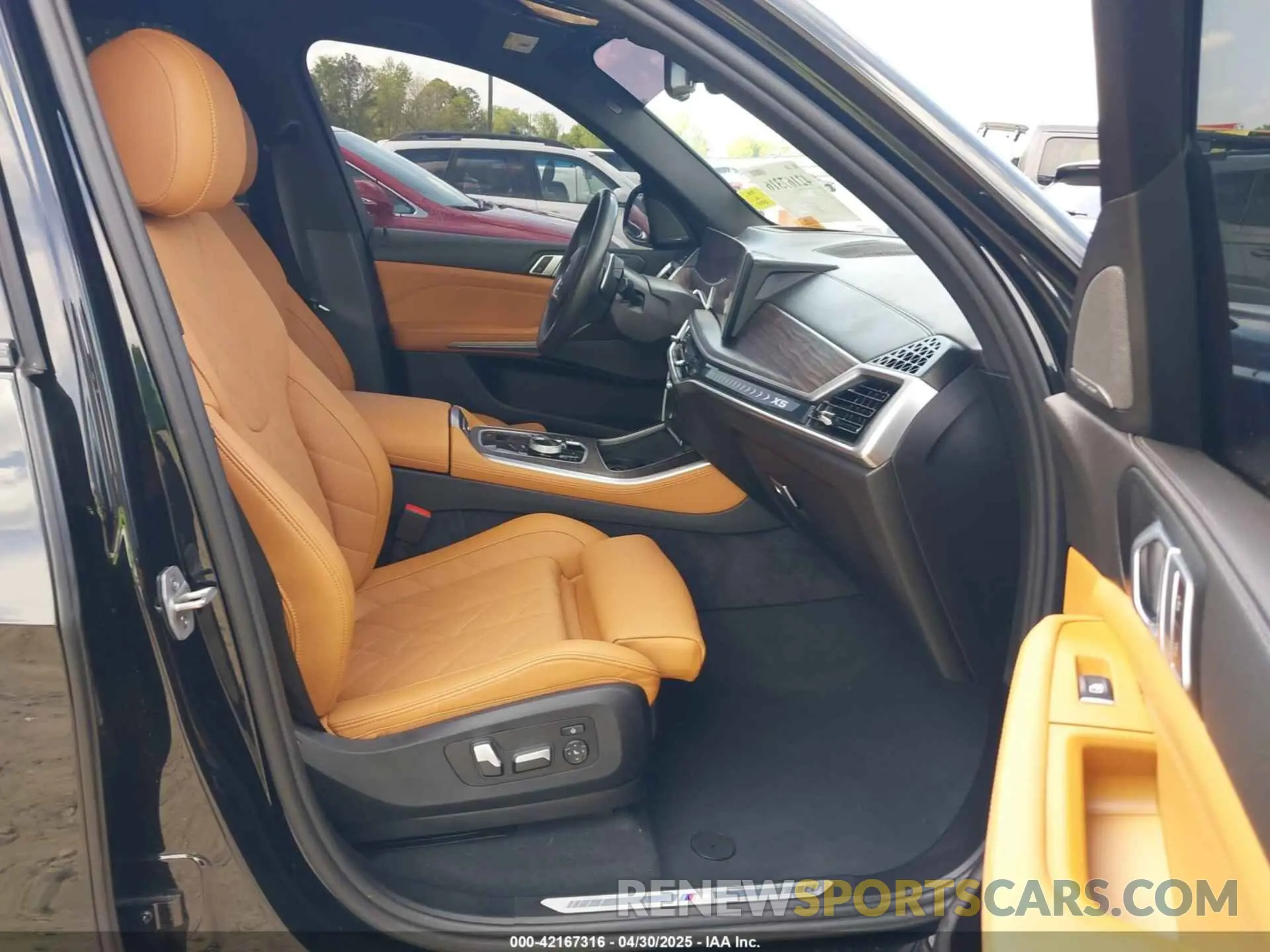 5 fotografías del automóvil dañado 5UX23EU06R9T86258 BMW X5 2024