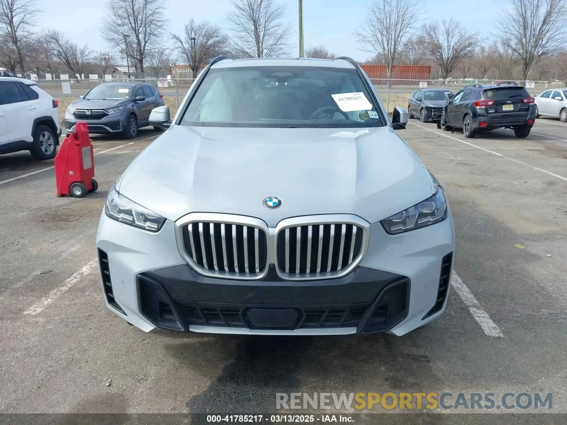 13 fotografías del automóvil dañado 5UX23EU06R9U85520 BMW X5 2024