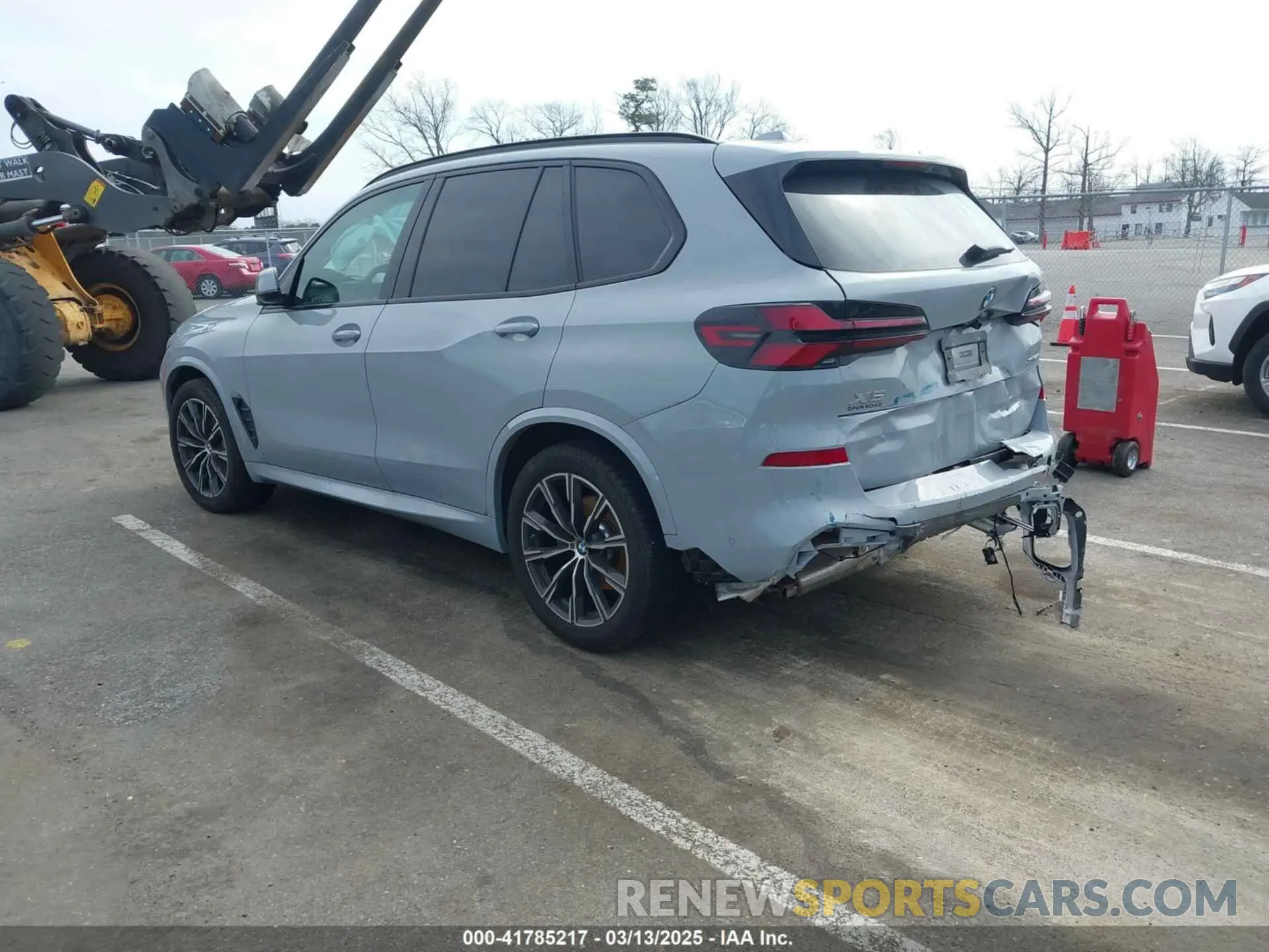 3 fotografías del automóvil dañado 5UX23EU06R9U85520 BMW X5 2024