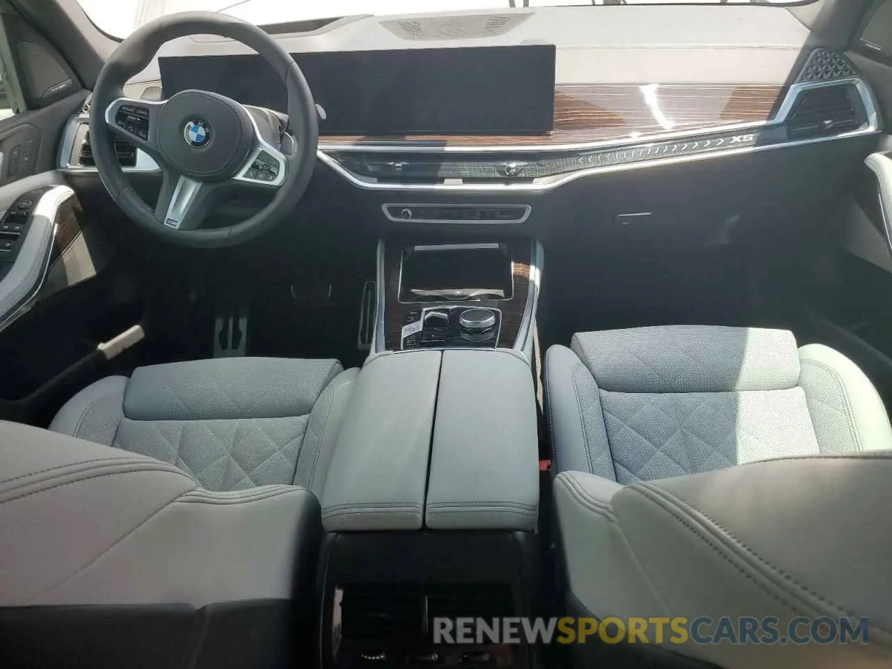 8 fotografías del automóvil dañado 5UX23EU06R9V37342 BMW X5 2024