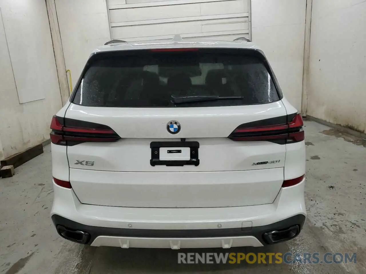 6 fotografías del automóvil dañado 5UX23EU06R9W12153 BMW X5 2024