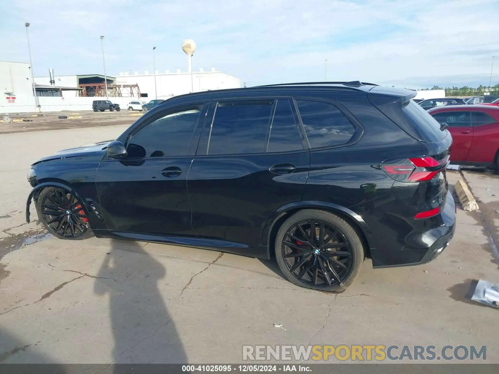 15 fotografías del automóvil dañado 5UX23EU07R9S69613 BMW X5 2024