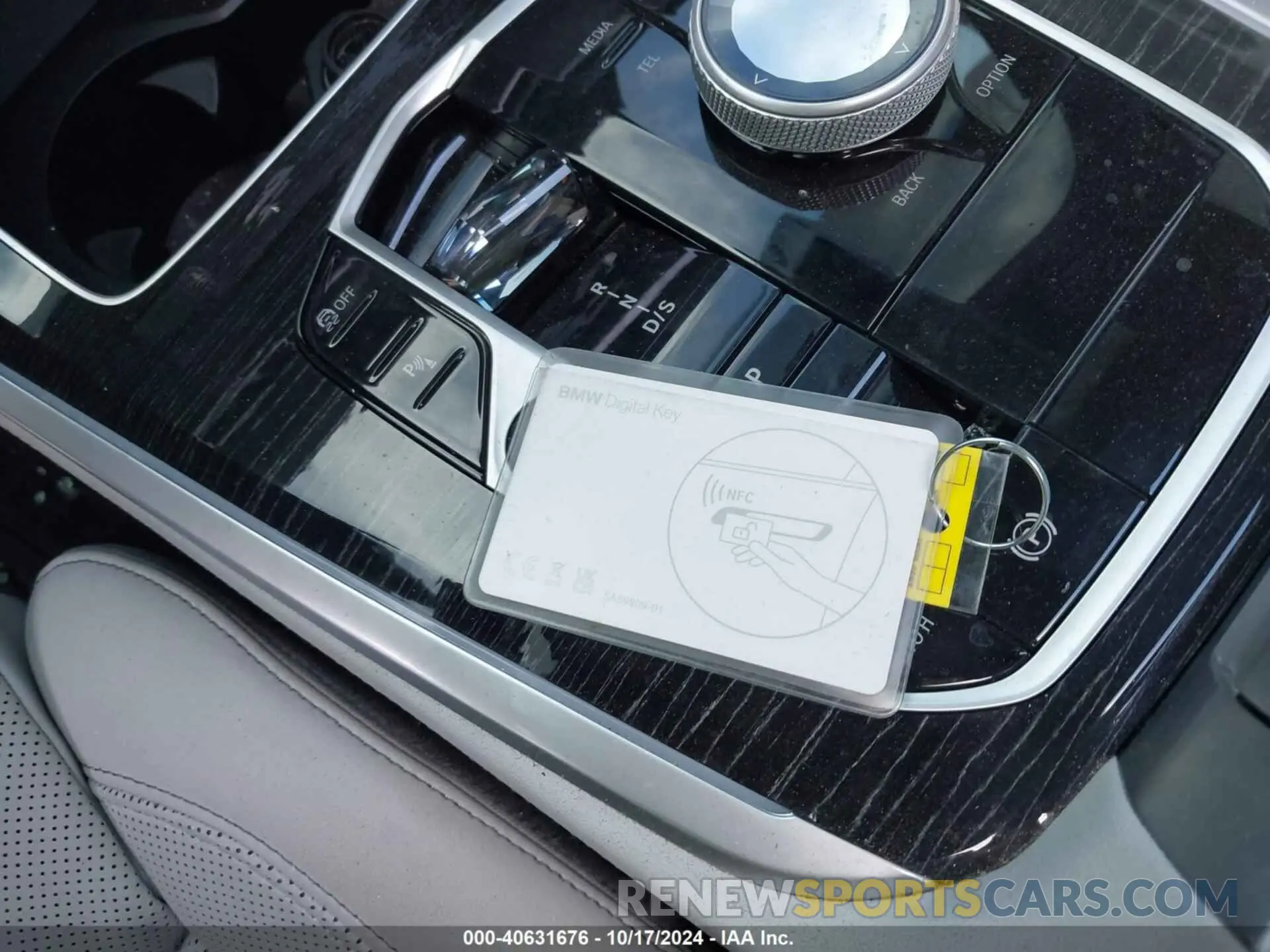 11 fotografías del automóvil dañado 5UX23EU07R9T95860 BMW X5 2024