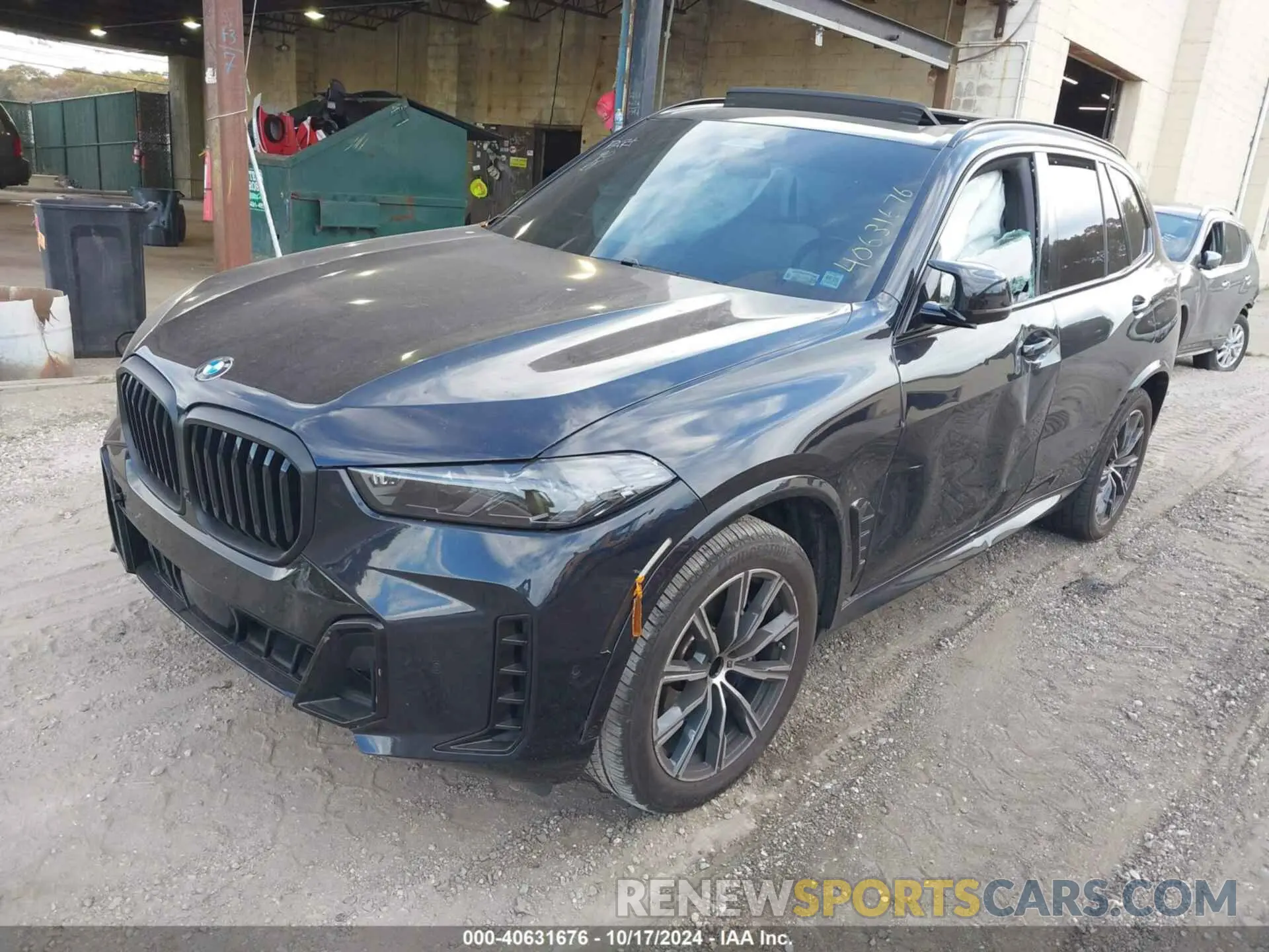 2 fotografías del automóvil dañado 5UX23EU07R9T95860 BMW X5 2024