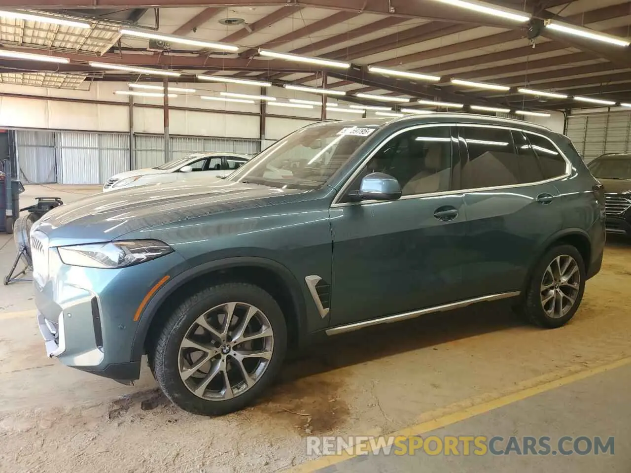 1 fotografías del automóvil dañado 5UX23EU07R9U87468 BMW X5 2024