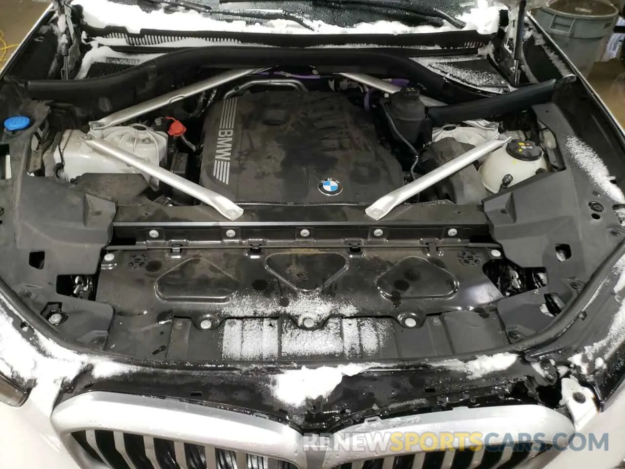 11 fotografías del automóvil dañado 5UX23EU07R9V40346 BMW X5 2024