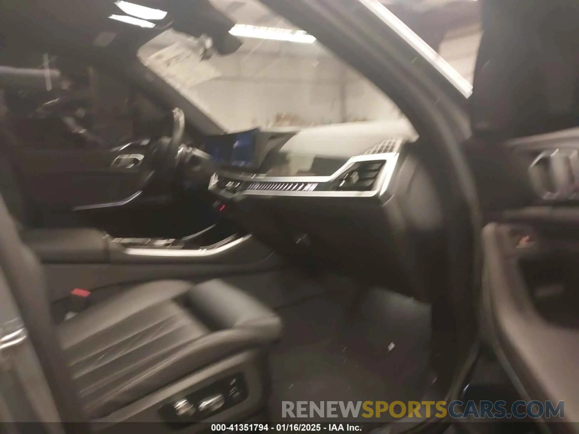 5 fotografías del automóvil dañado 5UX23EU08R9U39588 BMW X5 2024
