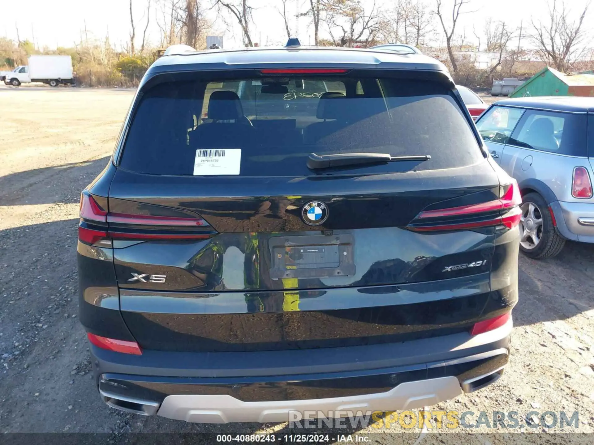 15 fotografías del automóvil dañado 5UX23EU08R9U70419 BMW X5 2024