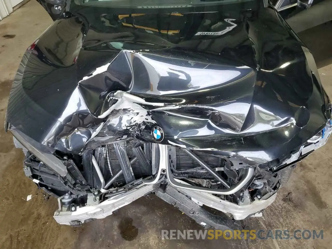 12 fotografías del automóvil dañado 5UX23EU08R9V74411 BMW X5 2024