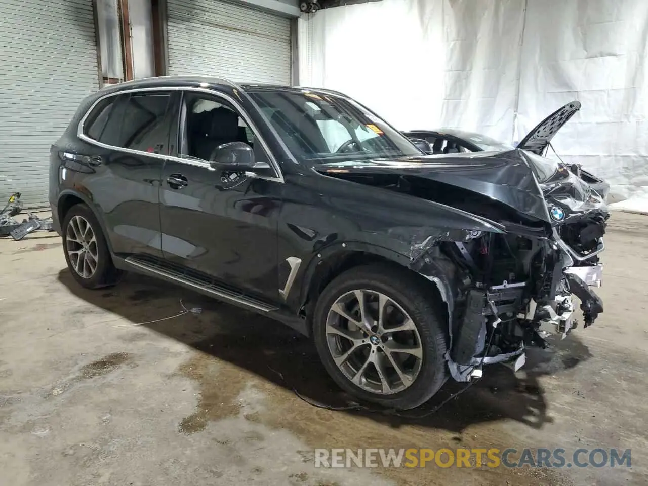 4 fotografías del automóvil dañado 5UX23EU08R9V74411 BMW X5 2024