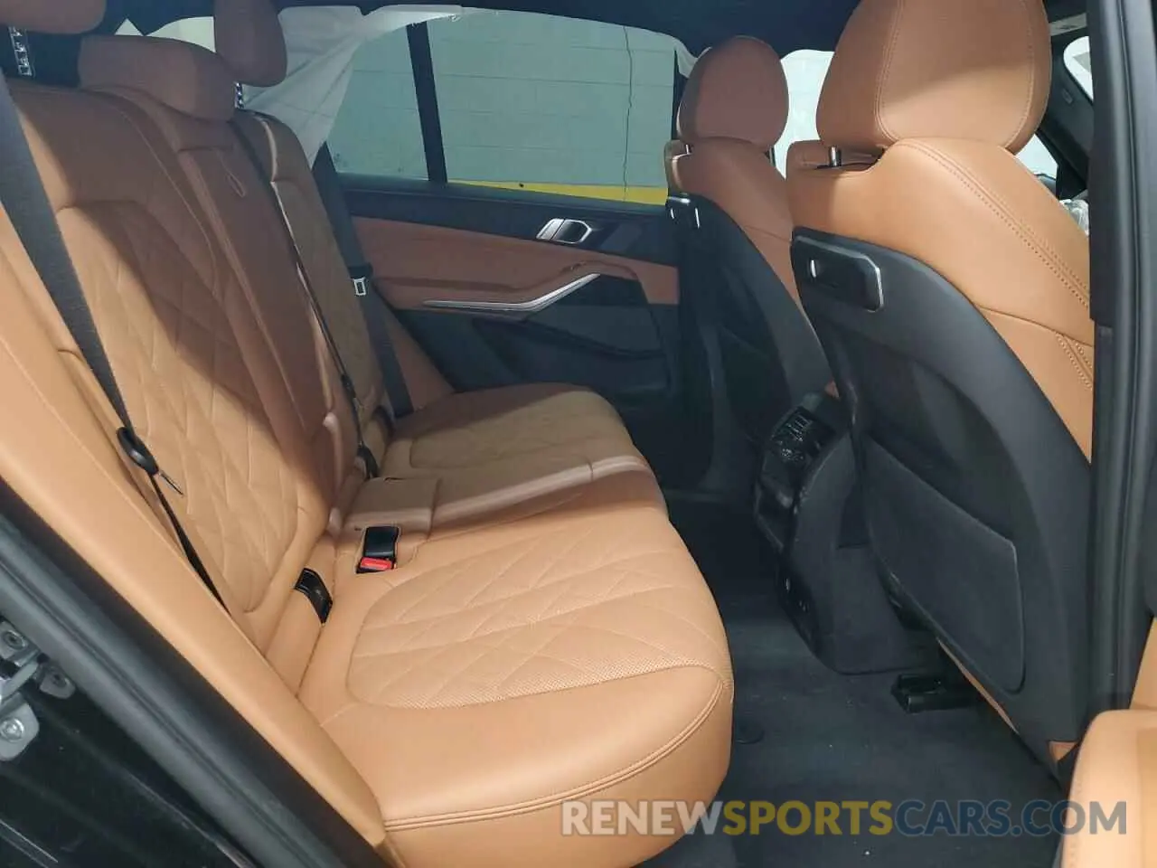 11 fotografías del automóvil dañado 5UX23EU09R9S51842 BMW X5 2024