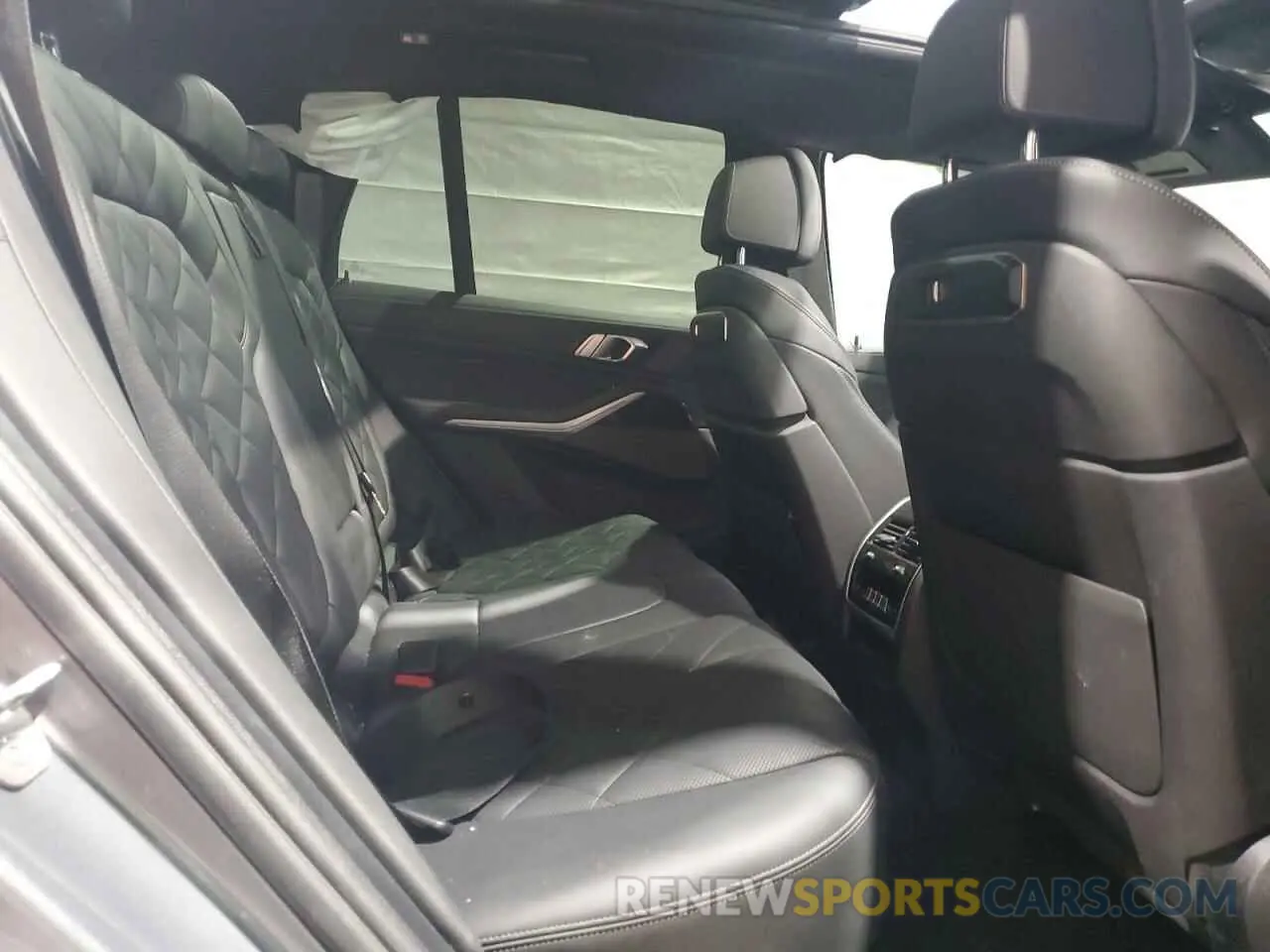 11 fotografías del automóvil dañado 5UX23EU09R9S70164 BMW X5 2024