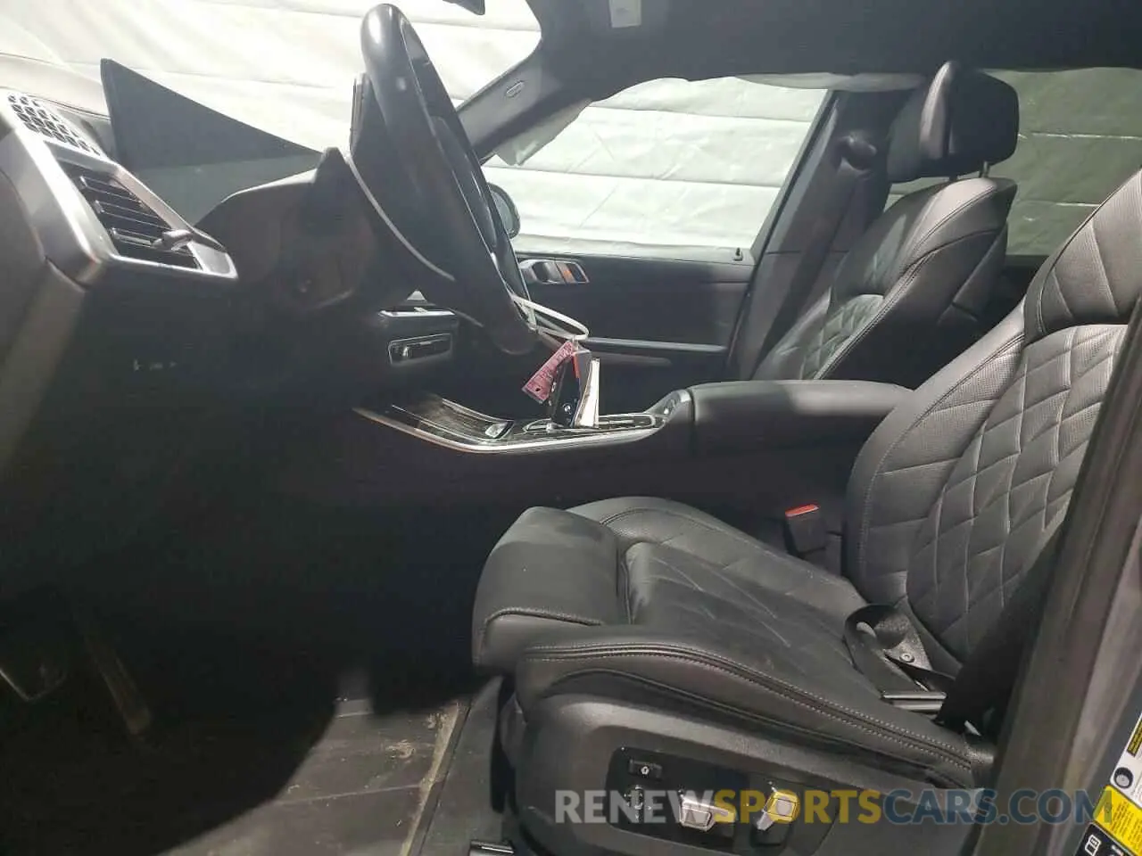 7 fotografías del automóvil dañado 5UX23EU09R9S70164 BMW X5 2024