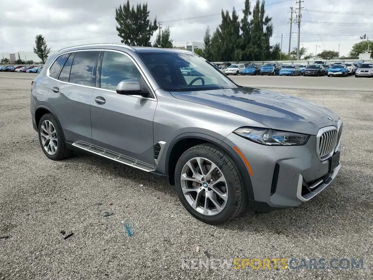 4 fotografías del automóvil dañado 5UX23EU09R9T54128 BMW X5 2024