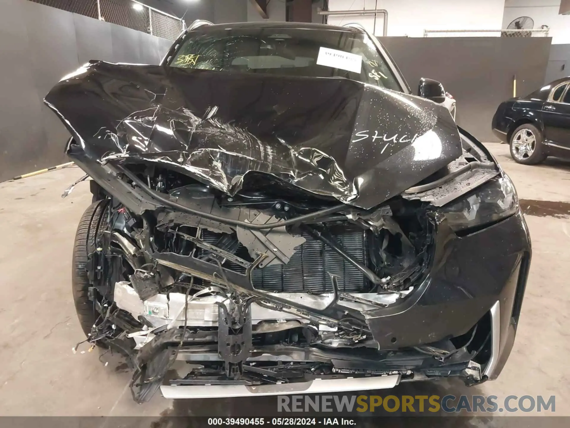 11 fotografías del automóvil dañado 5UX23EU09R9V50456 BMW X5 2024