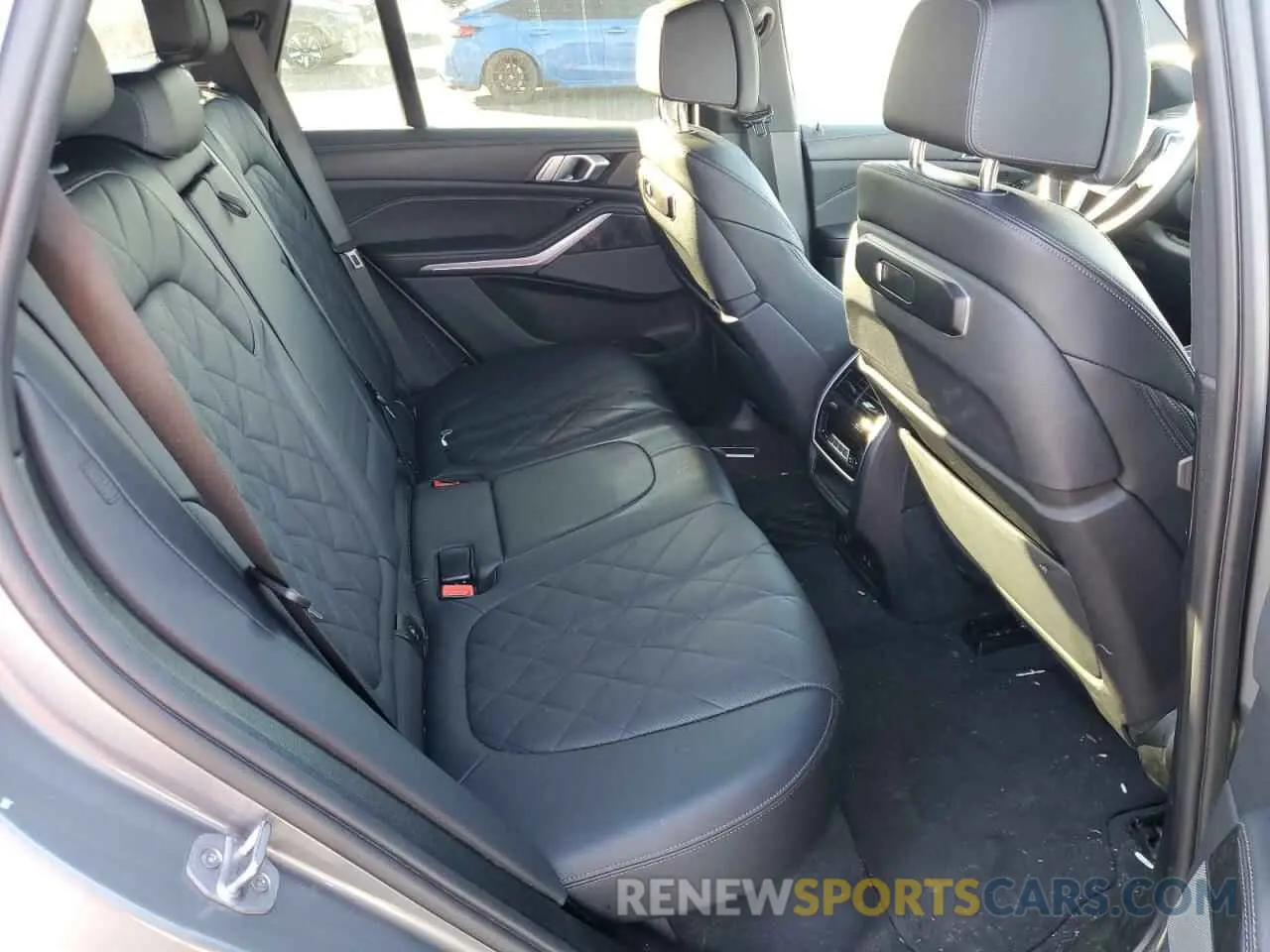 11 fotografías del automóvil dañado 5UX23EU0XR9S61604 BMW X5 2024