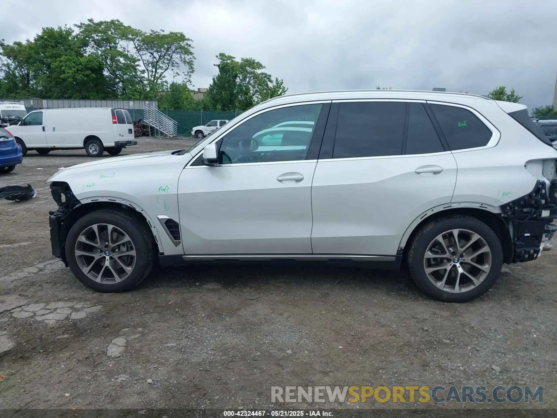 14 fotografías del automóvil dañado 5UX23EU0XR9T63789 BMW X5 2024