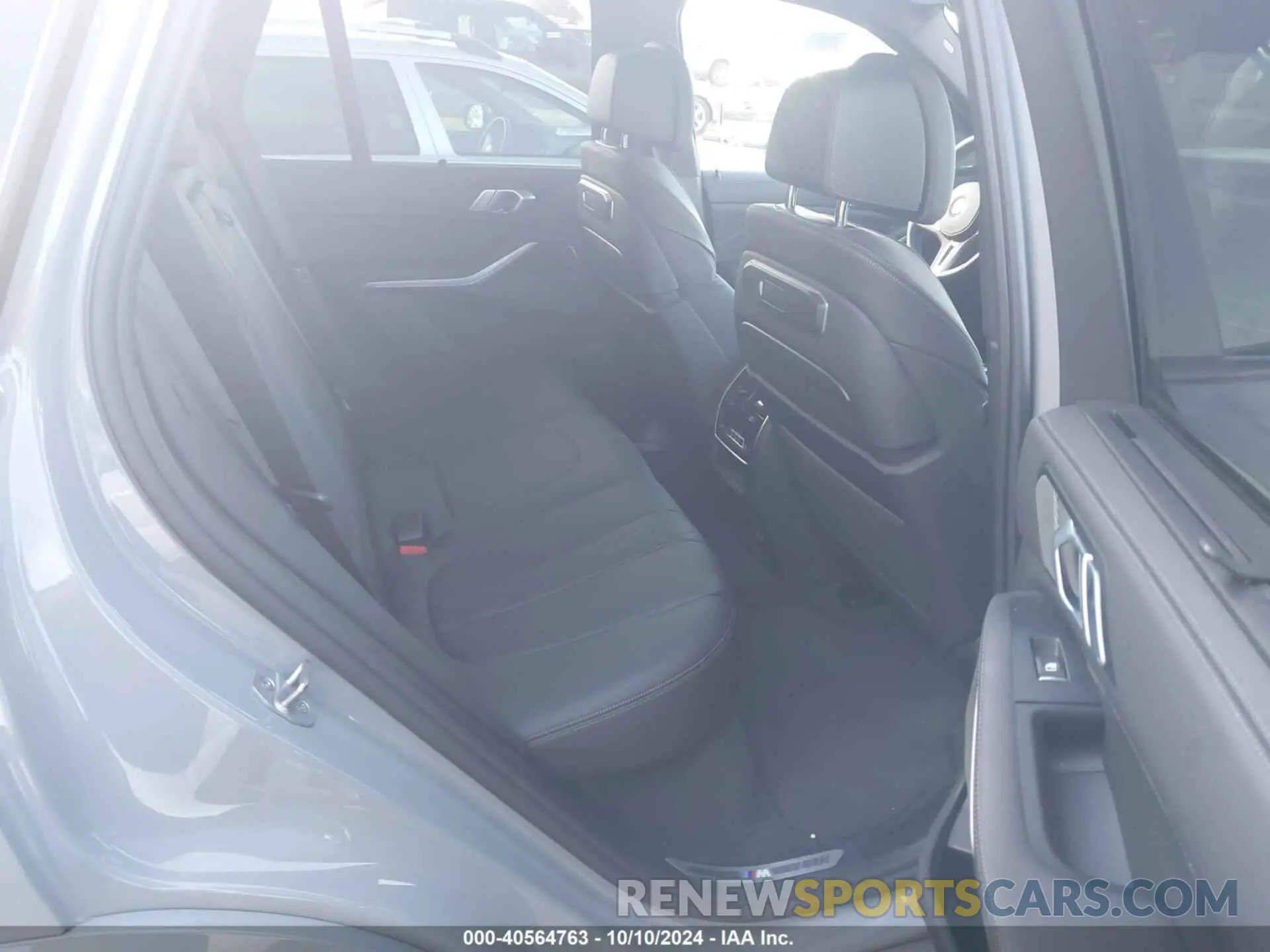 8 fotografías del automóvil dañado 5UX33EU01R9S37972 BMW X5 2024