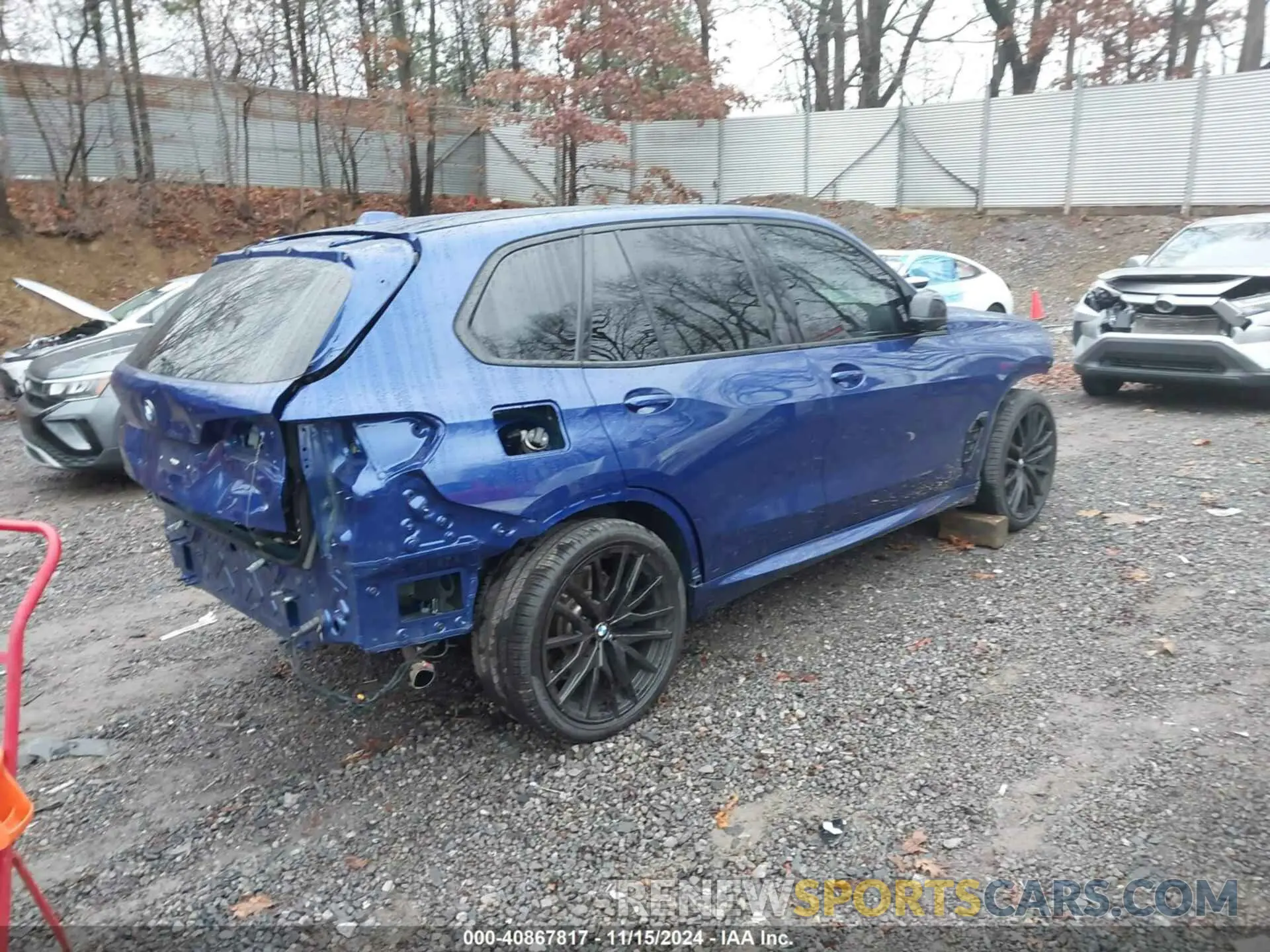 4 fotografías del automóvil dañado 5UX33EU08R9S28895 BMW X5 2024