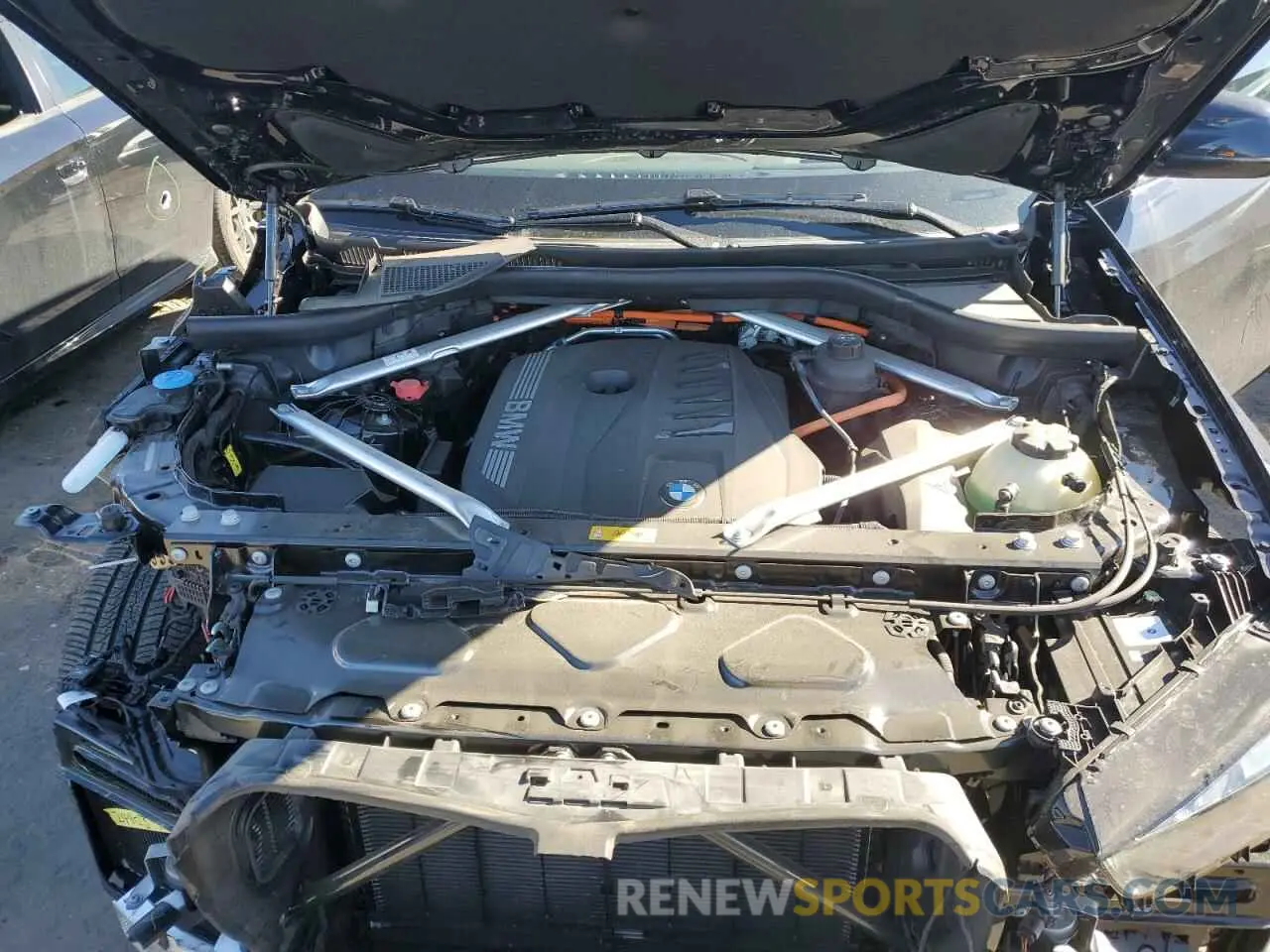 12 fotografías del automóvil dañado 5UX43EU03R9U76640 BMW X5 2024