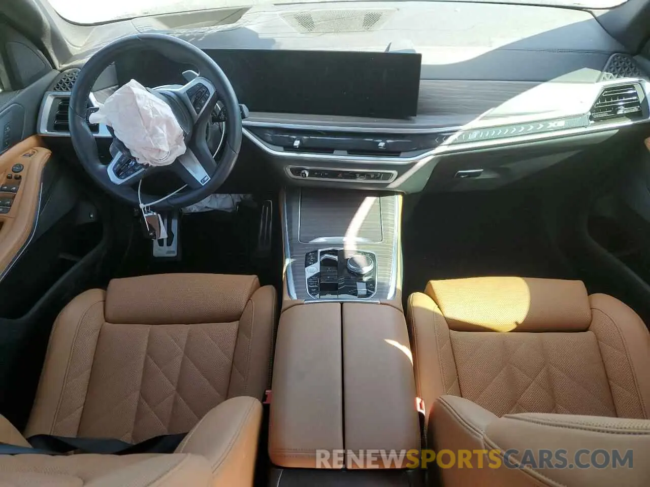 8 fotografías del automóvil dañado 5UX43EU05R9S32648 BMW X5 2024