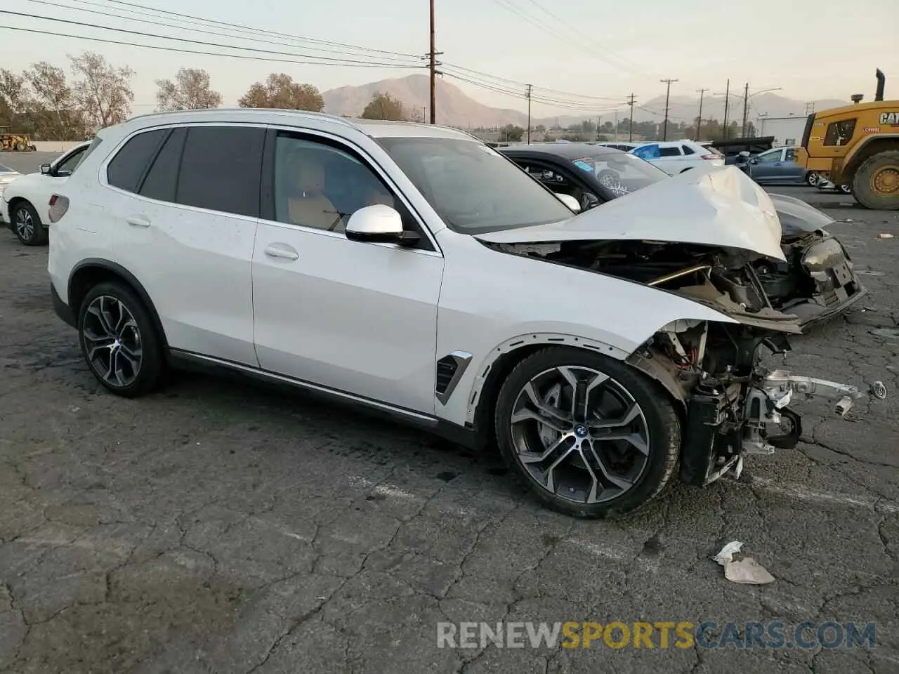 4 fotografías del automóvil dañado 5UX43EU07R9S99719 BMW X5 2024