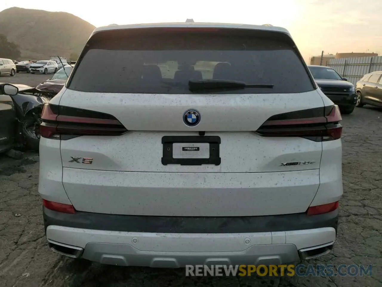 6 fotografías del automóvil dañado 5UX43EU07R9S99719 BMW X5 2024