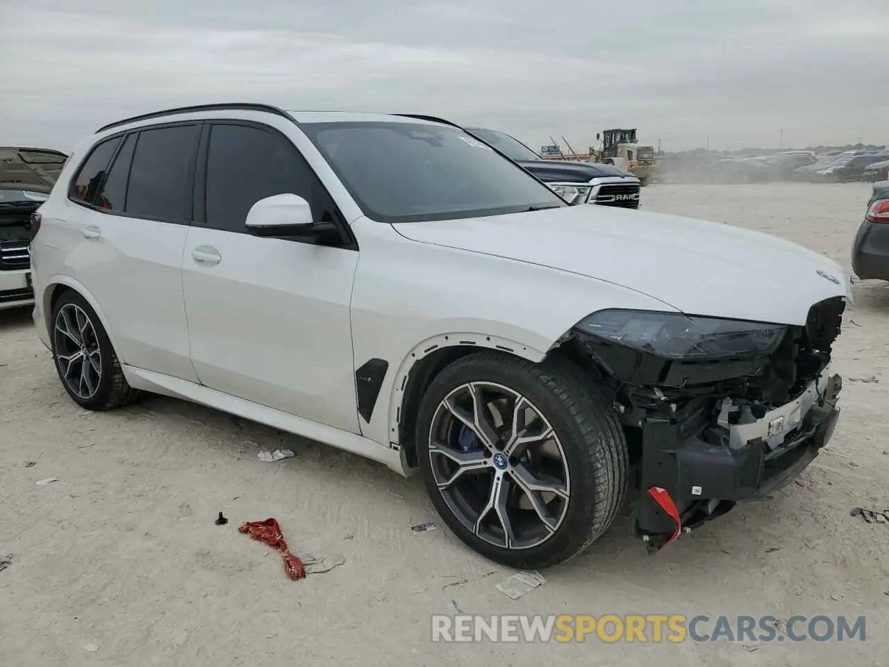 4 fotografías del automóvil dañado 5UX43EU08R9S61979 BMW X5 2024