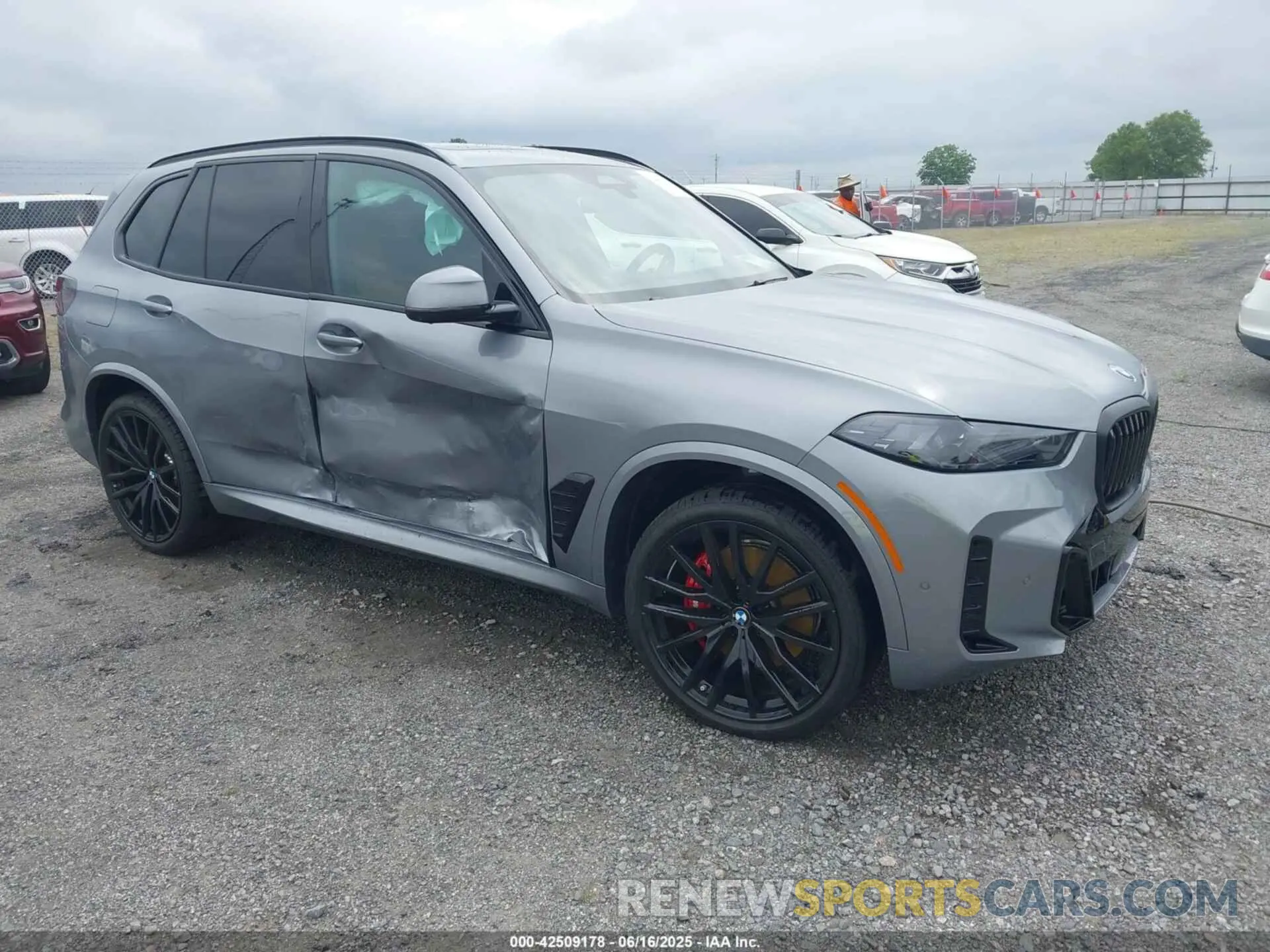 1 fotografías del automóvil dañado 5UX13EU02S9Y75337 BMW X5 2025