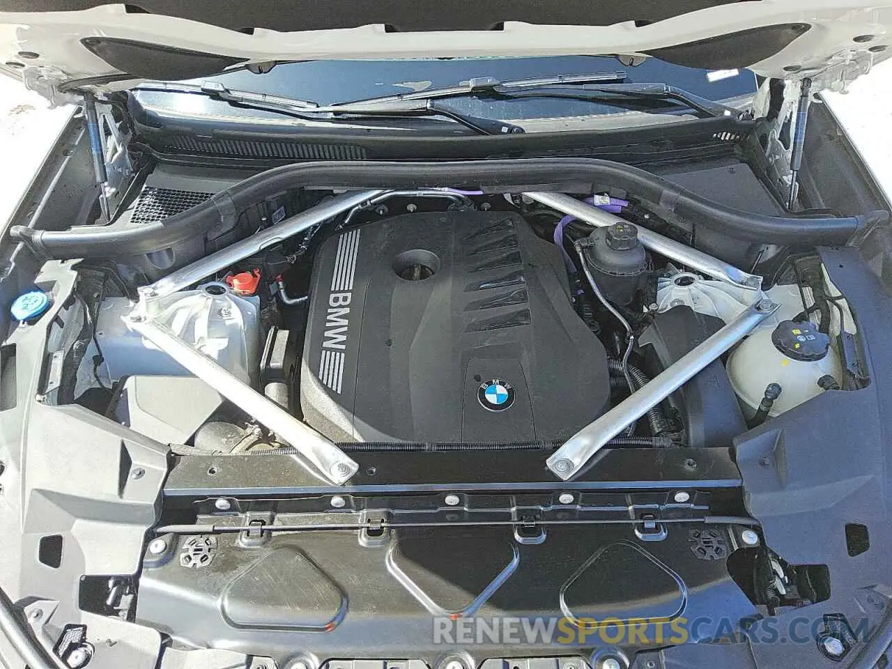 11 fotografías del automóvil dañado 5UX13EU04S9W59361 BMW X5 2025