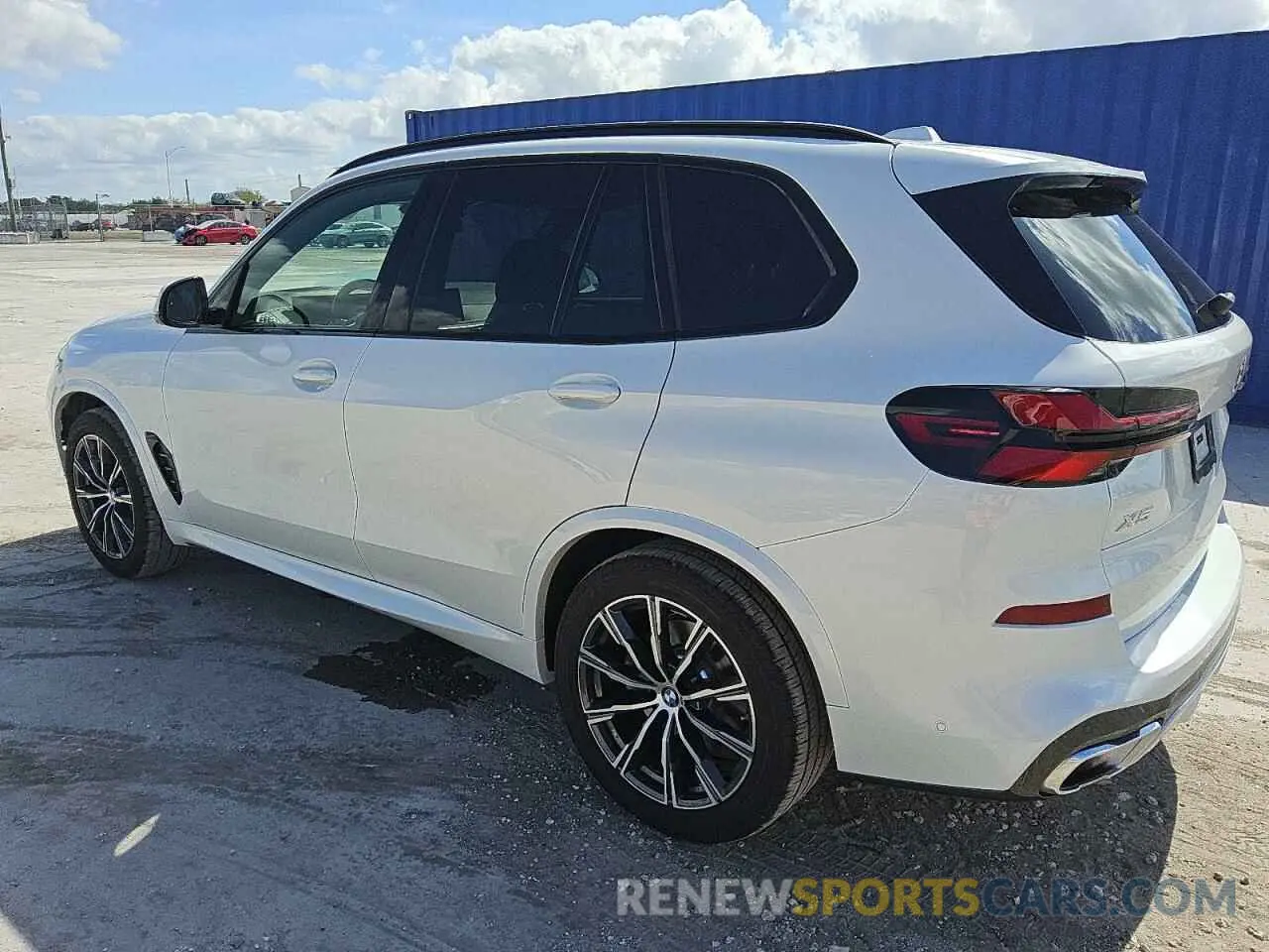 2 fotografías del automóvil dañado 5UX13EU04S9W59361 BMW X5 2025