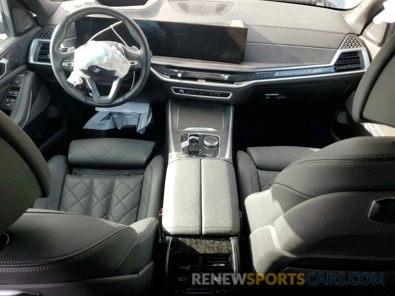 8 fotografías del automóvil dañado 5UX13EU06S9W26538 BMW X5 2025