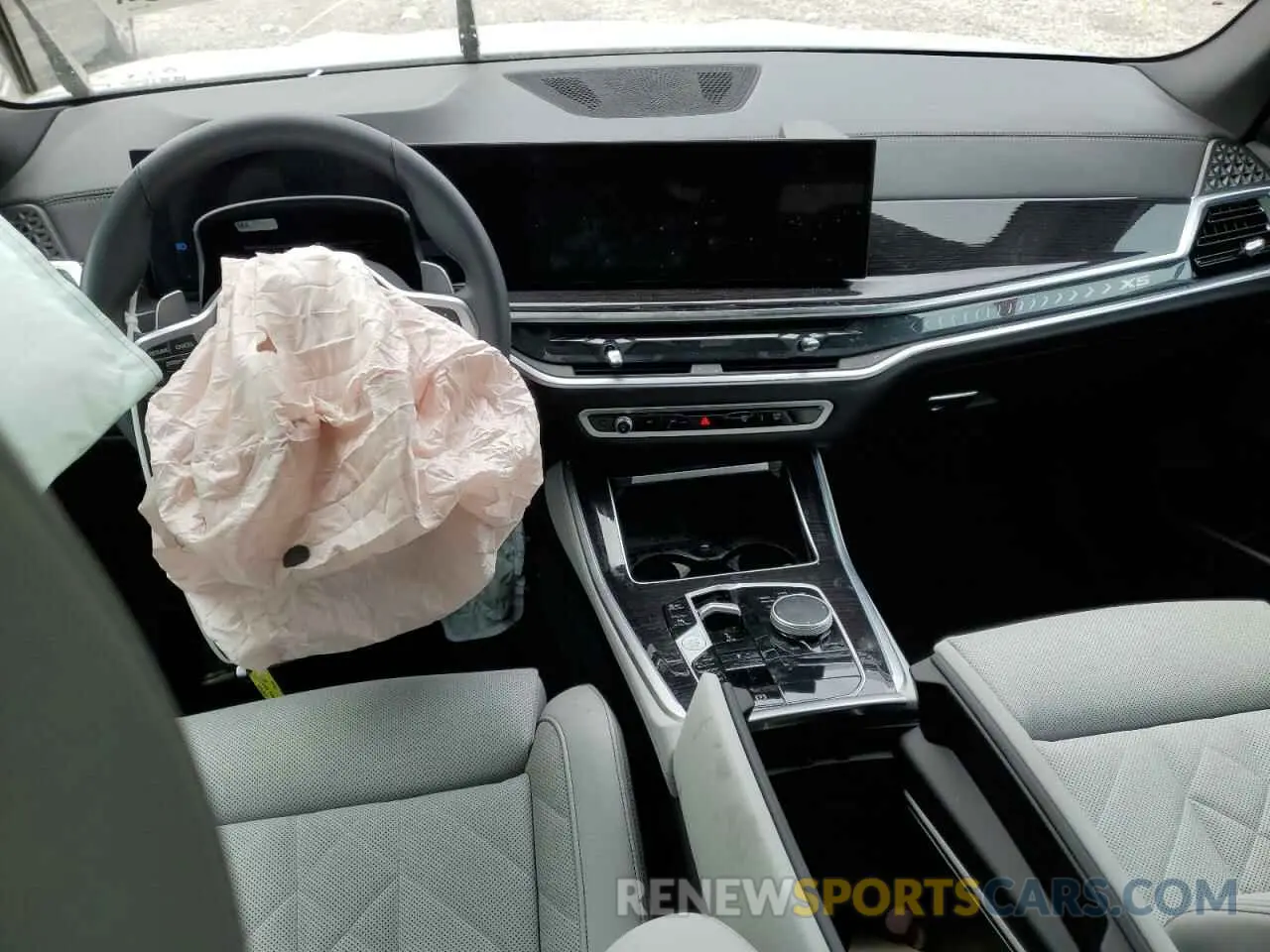 8 fotografías del automóvil dañado 5UX13EU06S9X42385 BMW X5 2025